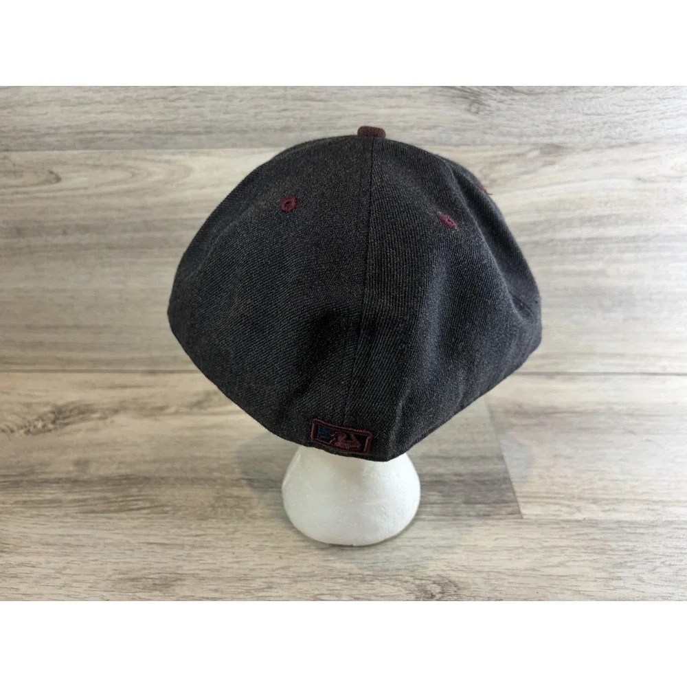 Boston Red Sox New Era 59Fifty Fitted Cap‎ Hat Size 8 Baseball MLB Gray